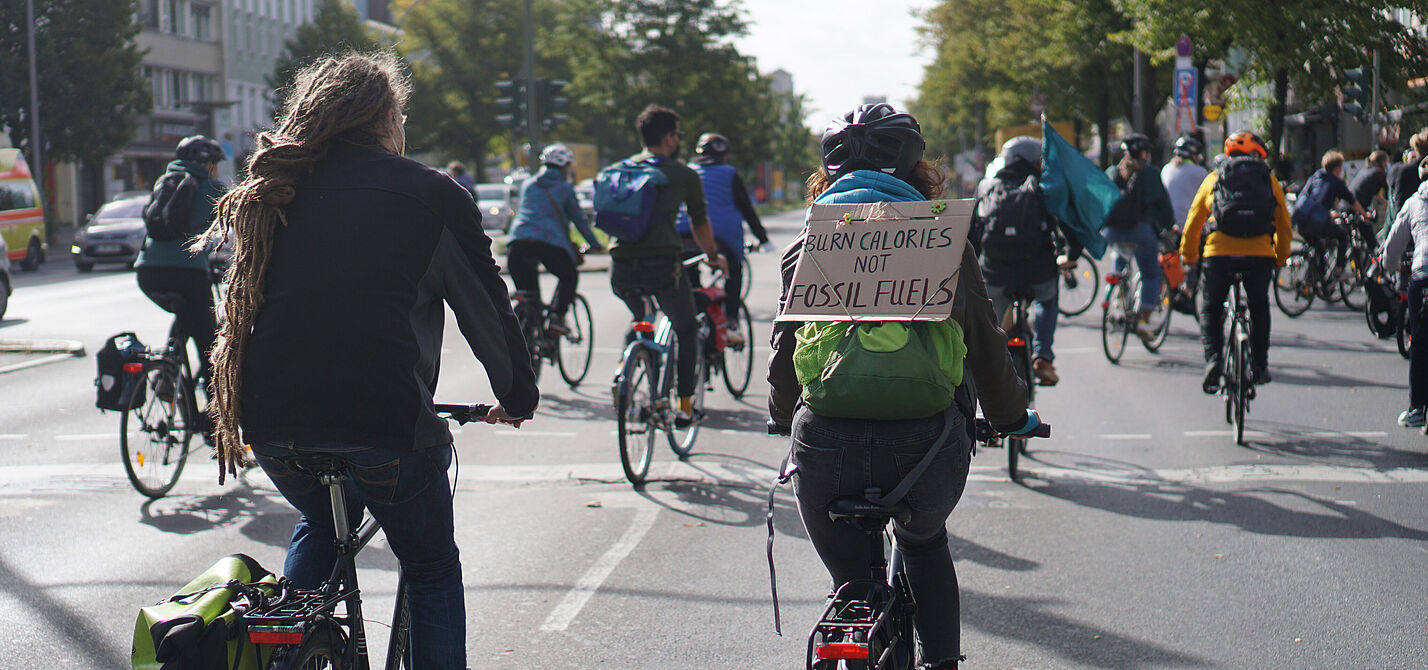 Radfahrende für mehr Klimaschutz Radfahrende für mehr Klimaschutz