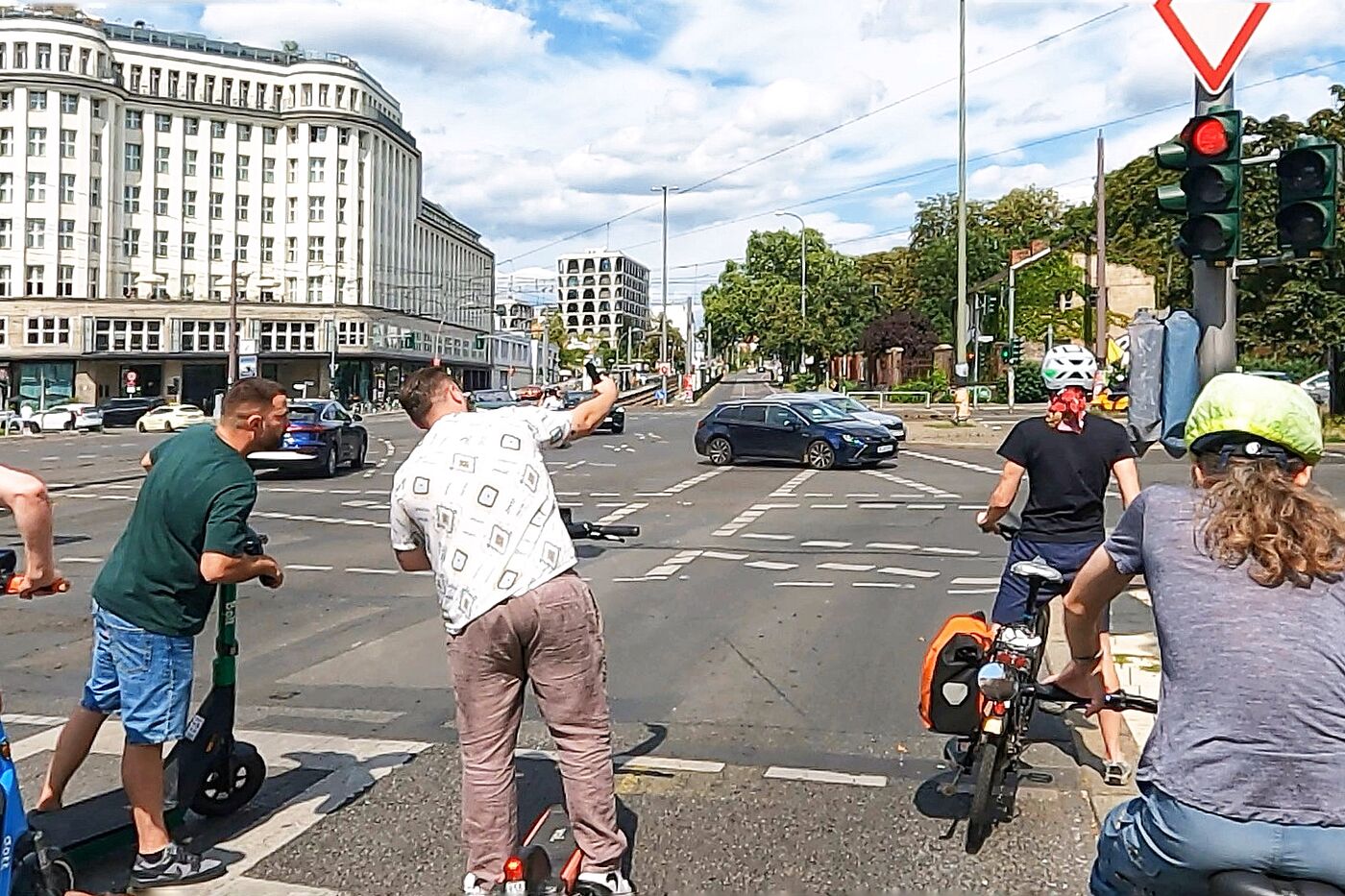 Karl-Liebknecht-Straße Ecke Mollstraße Karl-Liebknecht-Straße Ecke Mollstraße