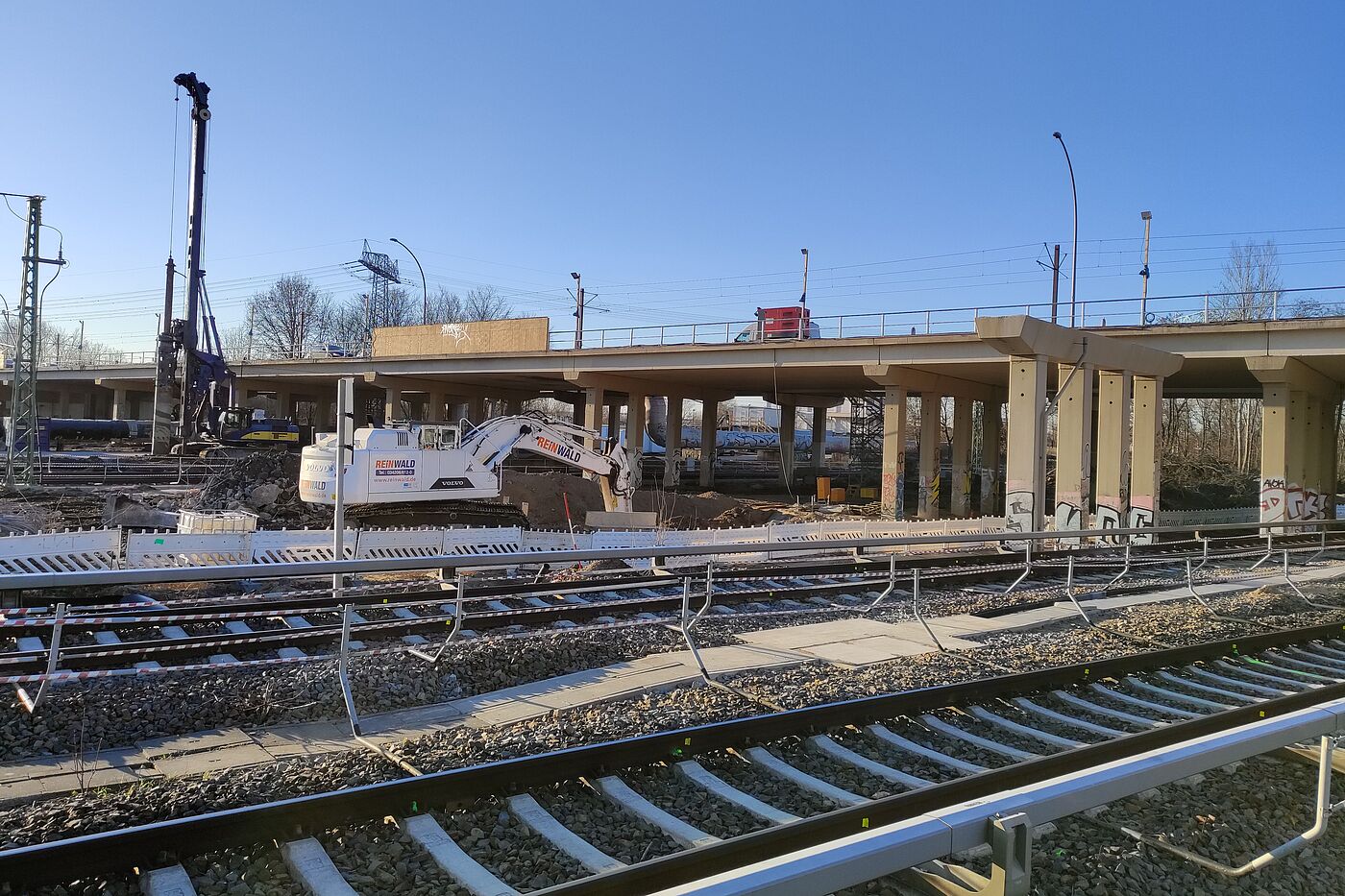 Bruecke-Bahnblick Knoten 1 Bis 2029 wird der Marzahner Knoten umgebaut
