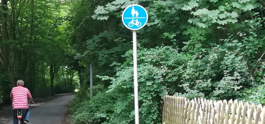 Rücksichtsvoll miteinander