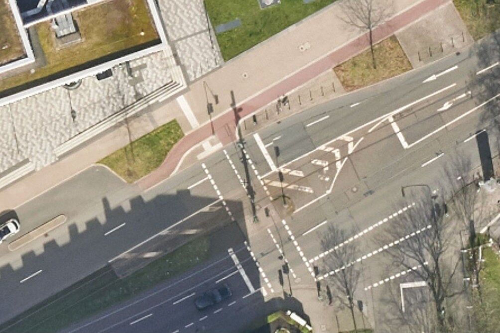 Ein Luftbild, welche die bisherige Verkehrsführung verdeutlicht