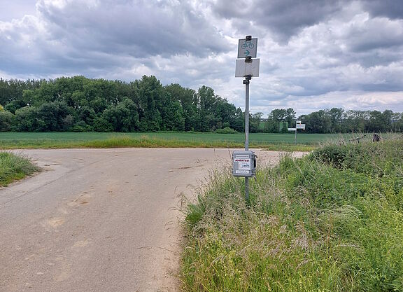 Radverkehrszähler an der Flughafenumfahrung in Filderstadt Radverkehrszähler an der Flughafenumfahrung in Filderstadt