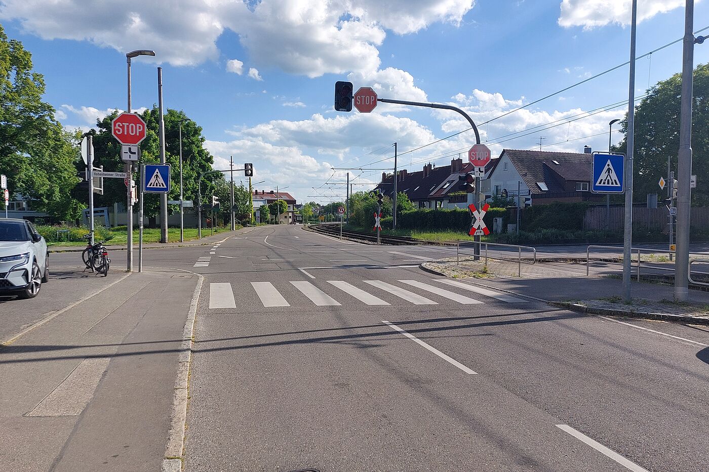 Kreuzung Max-Lang-Str. / Hohenheimer Str. Kreuzung Max-Lang-Str. / Hohenheimer Str.
