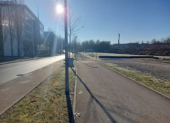 Radverkehrszähler an der Max-Lang-Straße Radverkehrszähler an der Max-Lang-Straße