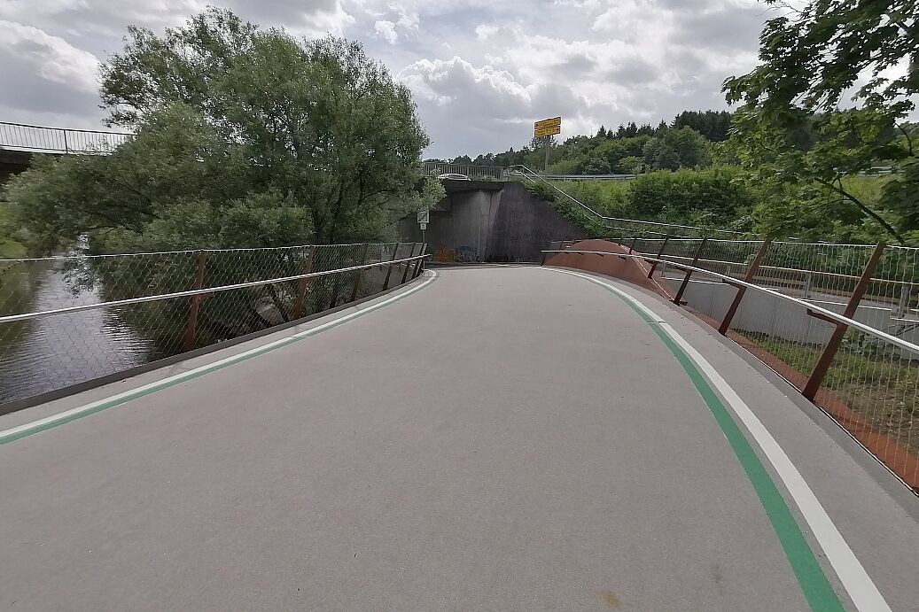 Filsquerung des RS14 bei Ebersbach