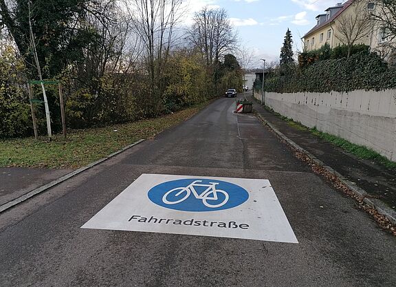 Fahrradstraße Karl-Kübler-Straße (Beginn bei Rappenstr.) Fahrradstraße Karl-Kübler-Straße (Beginn bei Rappenstr.)