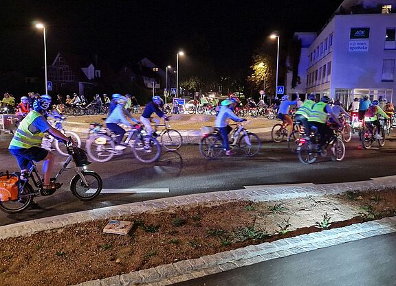 ADFC-BikeNight 2023 (im Eislinger "Hirschkreisel") ADFC-BikeNight 2023 (im Eislinger "Hirschkreisel")