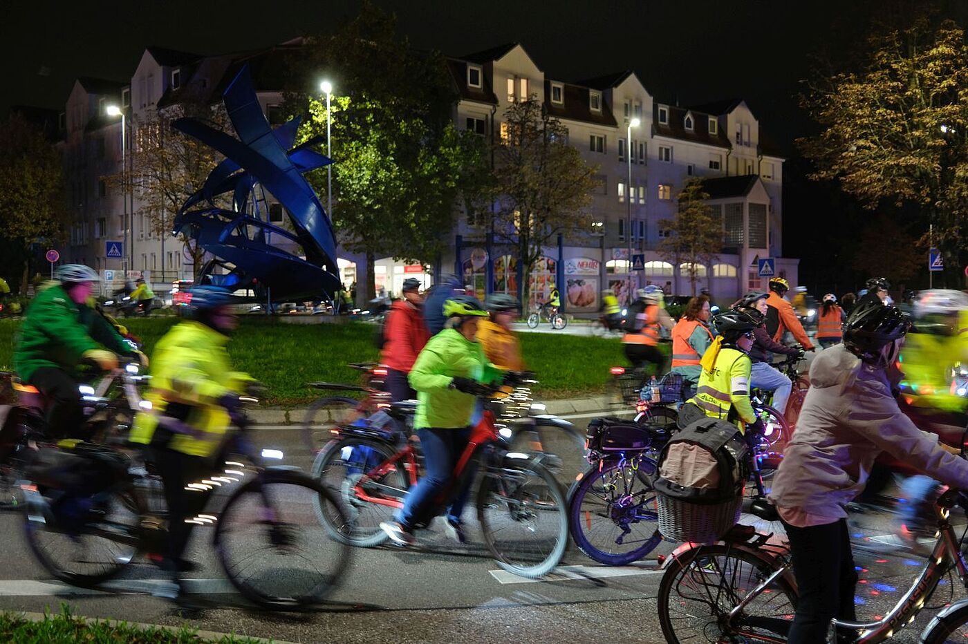 ADFC-BikeNight 2025 (Kreisverkehr "Strudel", Göppingen)