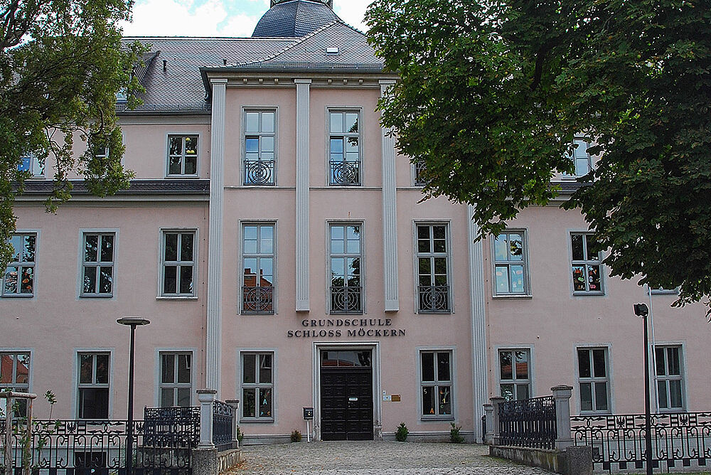 Möckern, Schloss, Nutzung als Grundschule
