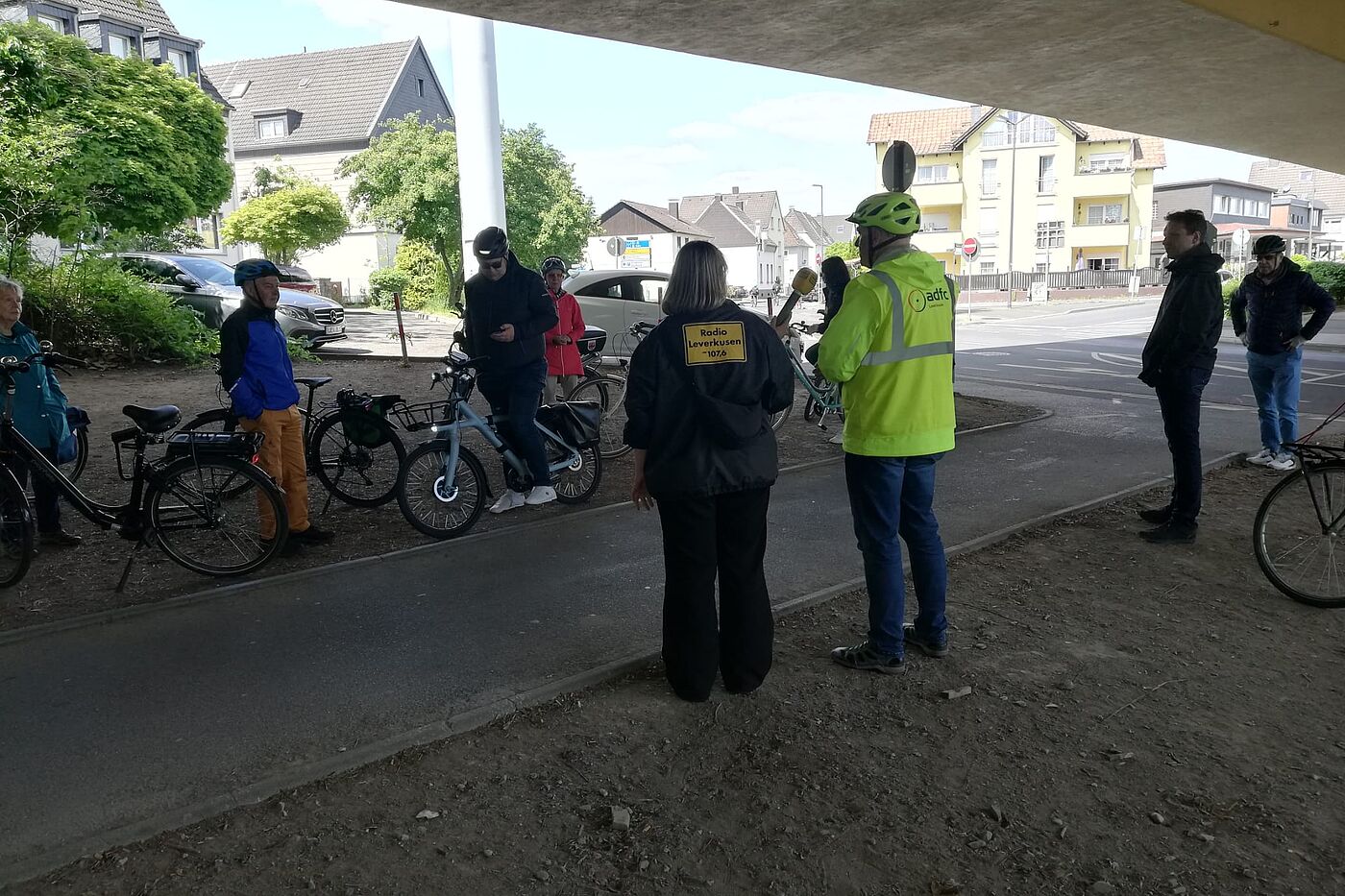 Radio-Interview bei der Verkehrspolitischen Radtour