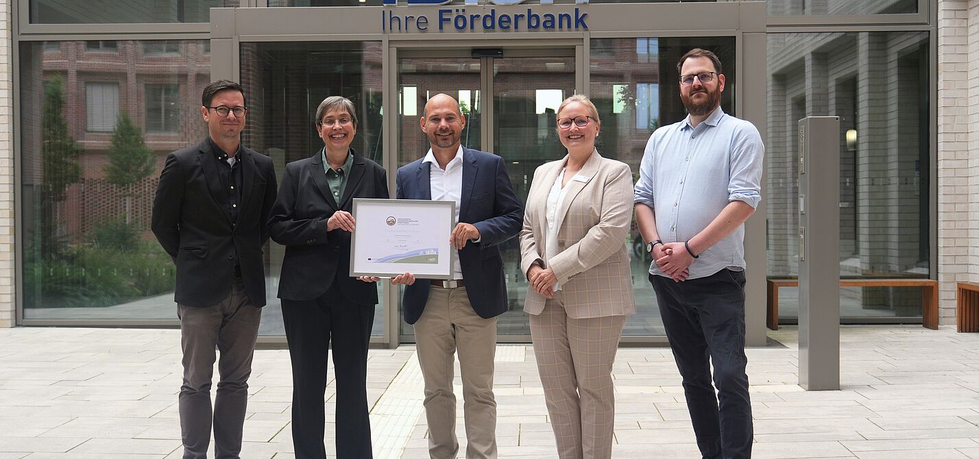 Auszeichnungsübergabe Fahrradfreundlicher Arbeitgeber in Gold Auszeichnungsübergabe Fahrradfreundlicher Arbeitgeber in Silber