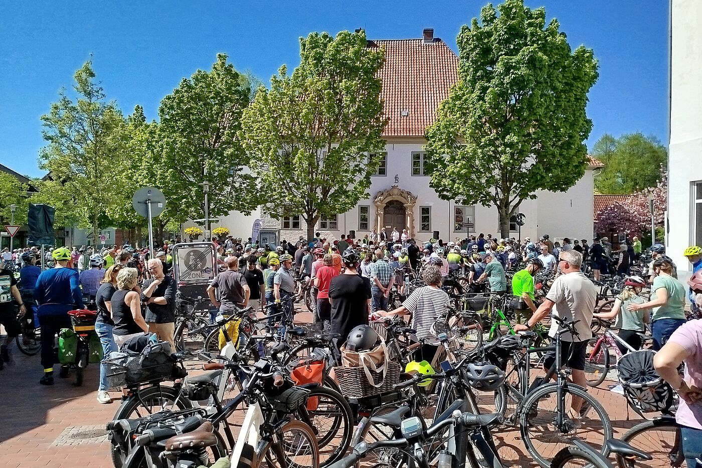 Fast 1.000 Menschen beim 1. STÖRRADELN