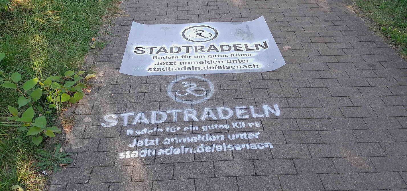 Radweg mit Stadtradelwerbung