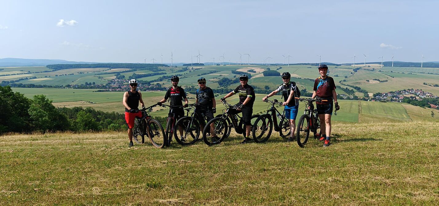 Weiter Blick ins Land auf der Tour in den Hainich