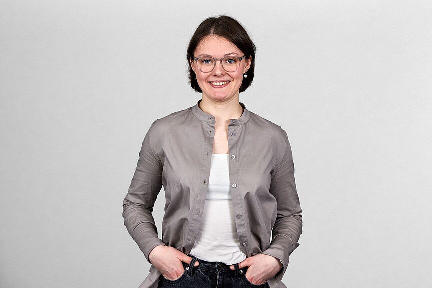 Lena Adam, ADFC-Bundesvorstand (Vertreterin des Jungen ADFC) Portrait von Lena Adam, ADFC-Bundesvorstand (Vertreterin des Jungen ADFC).