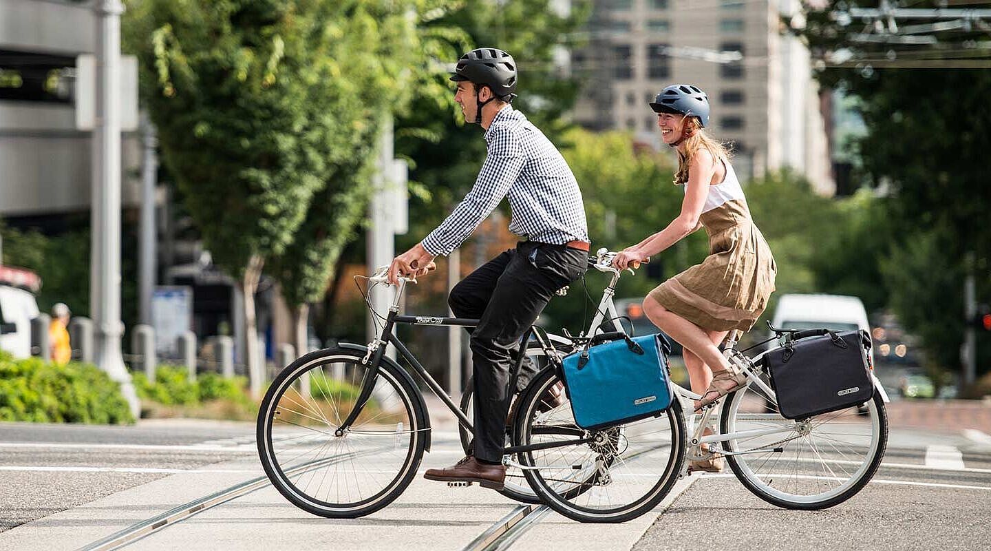Runde Rücken beim Radfahren: besser vermeiden und die Tipps vom ADFC beherzigen.