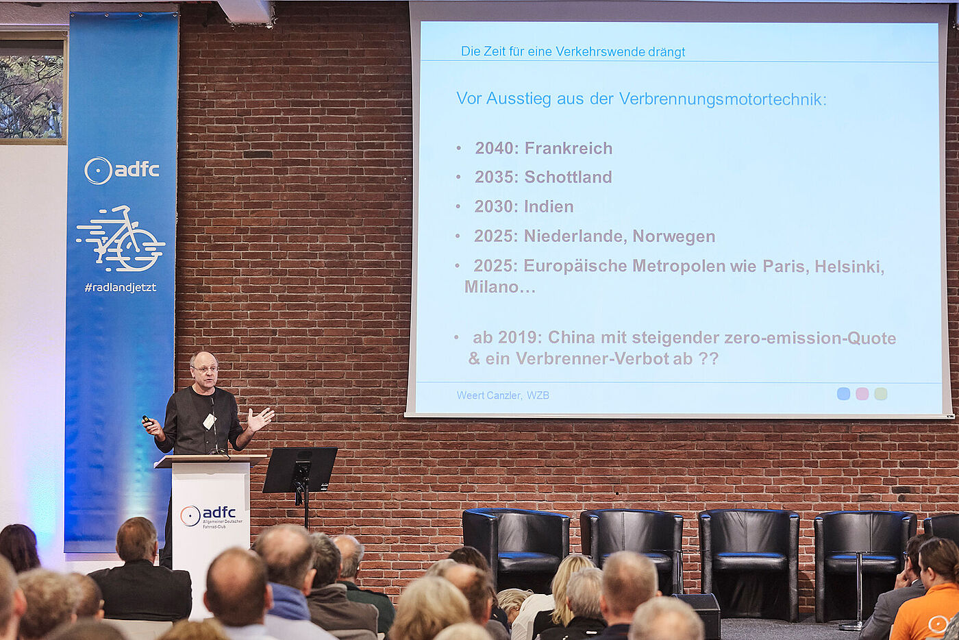  ADFC-Symposium 2017: Dr. Weert Canzler während seines Vortrags.