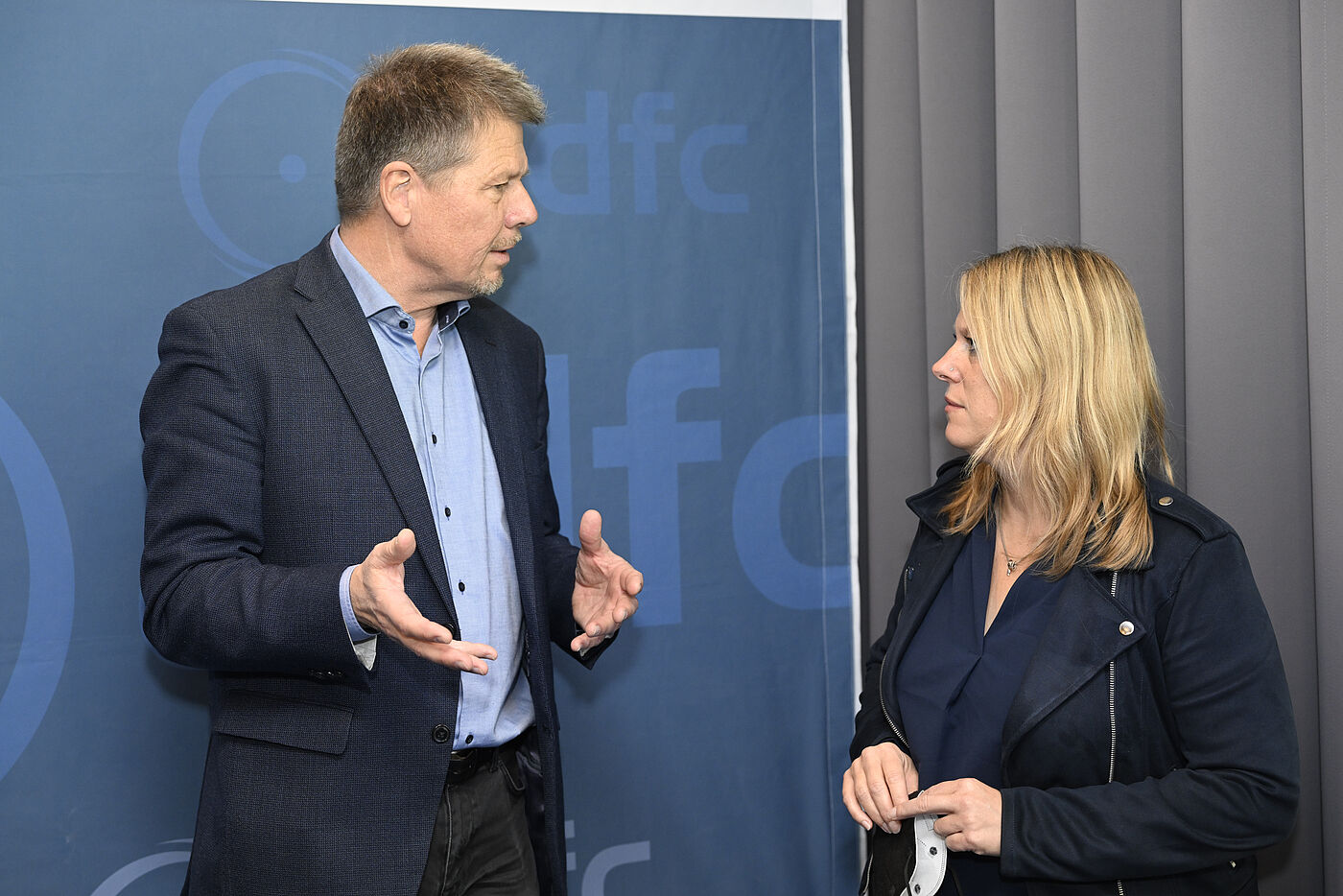Die Bremer Verkehrssenatorin Dr. Maike Schaefer und der ehemalige Verkehrssenator und jetziges ADFC-Bundesvorstandsmitglied, Dr. Joachim Lohse.