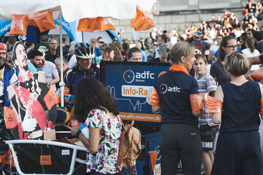 ADFC München informiert über das Radgesetz Bayern.