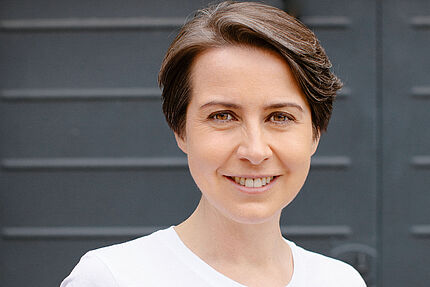 Lucy Saunders