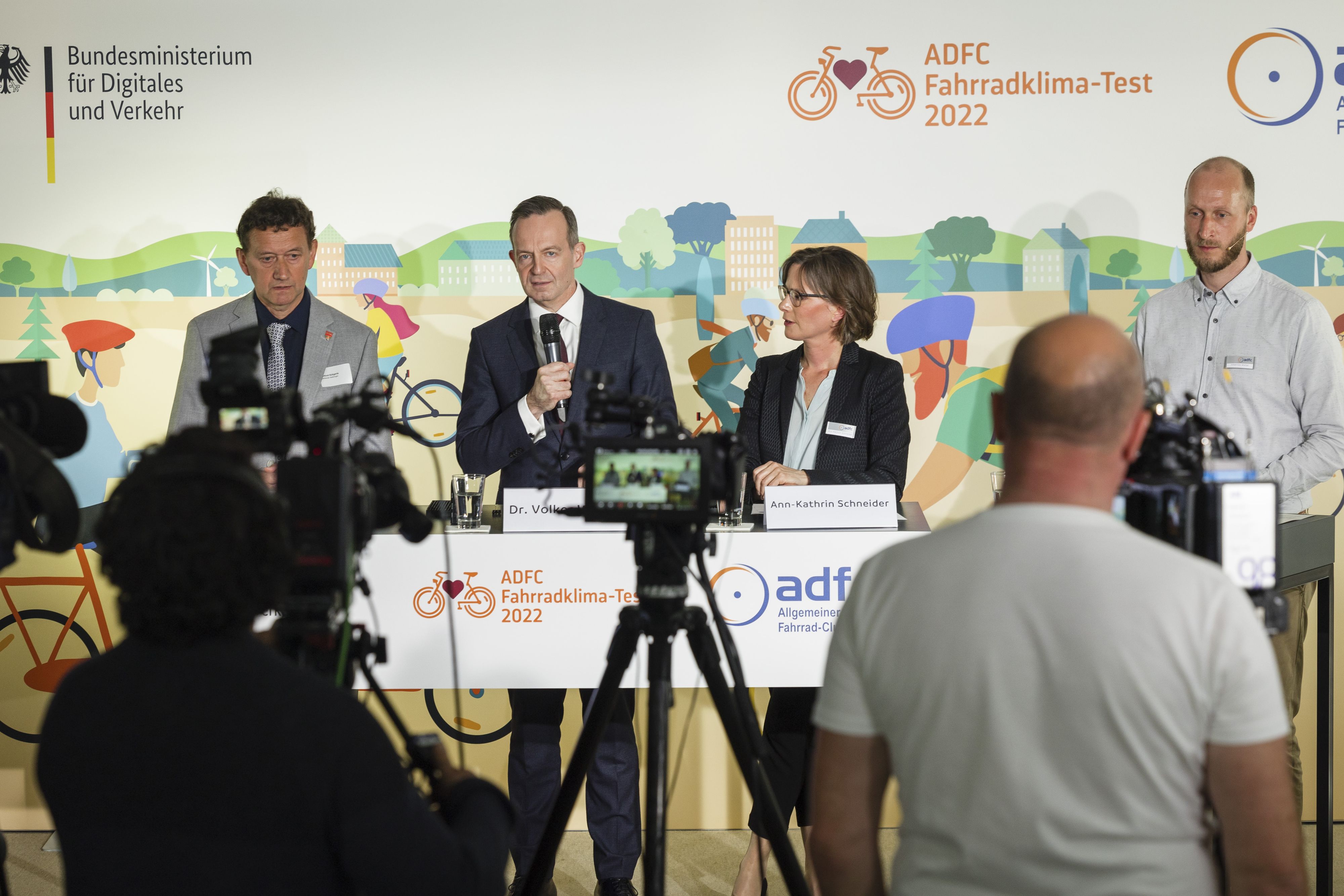 Gemeinsame Pressekonferenz von ADFC und Bundesverkehrministerium zum ADFC-Fahrradklima-Test 2022.