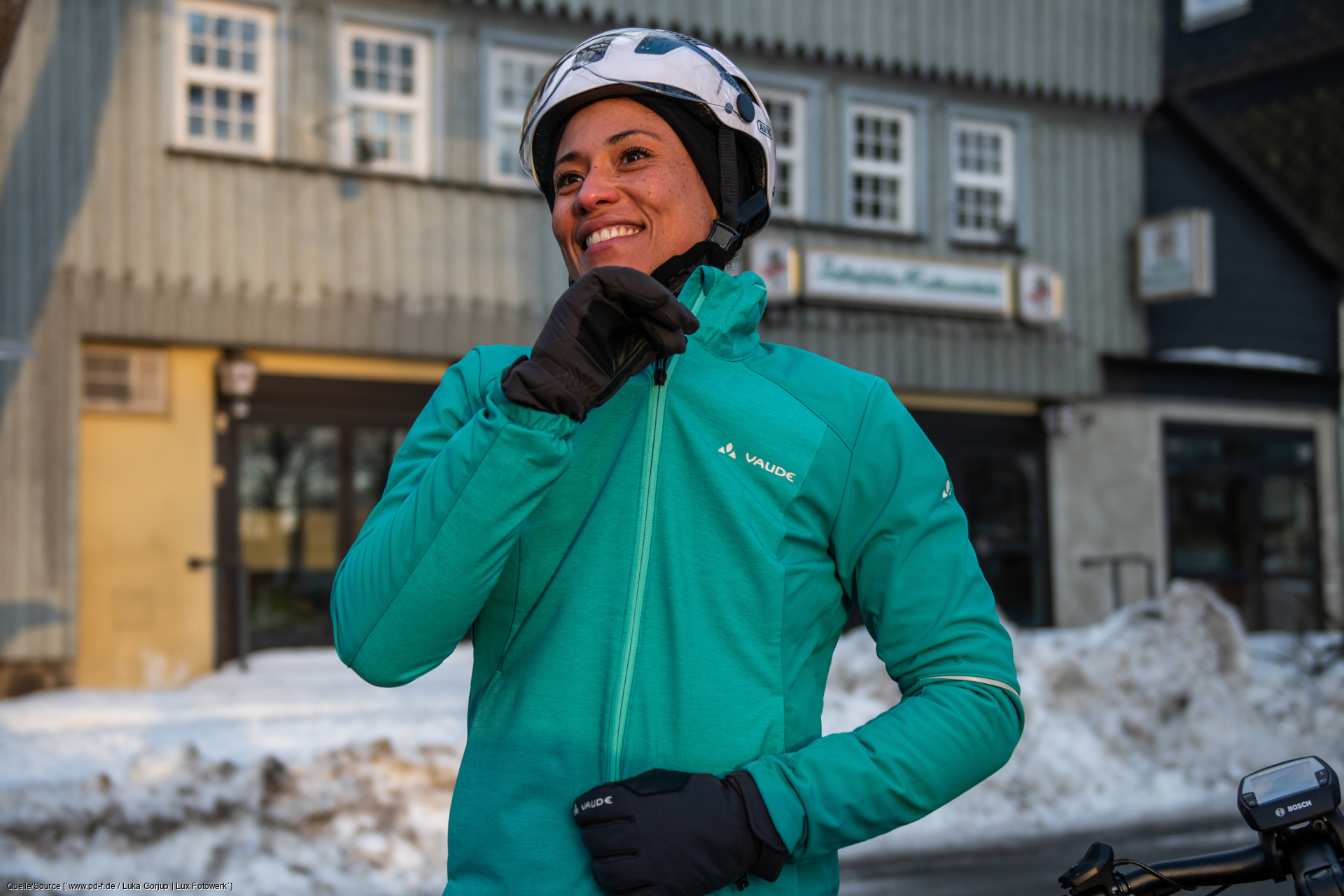 Im Winter gilt: Warm anziehen - aber nicht zu warm. Das "Zwiebelprinzip" hilft.