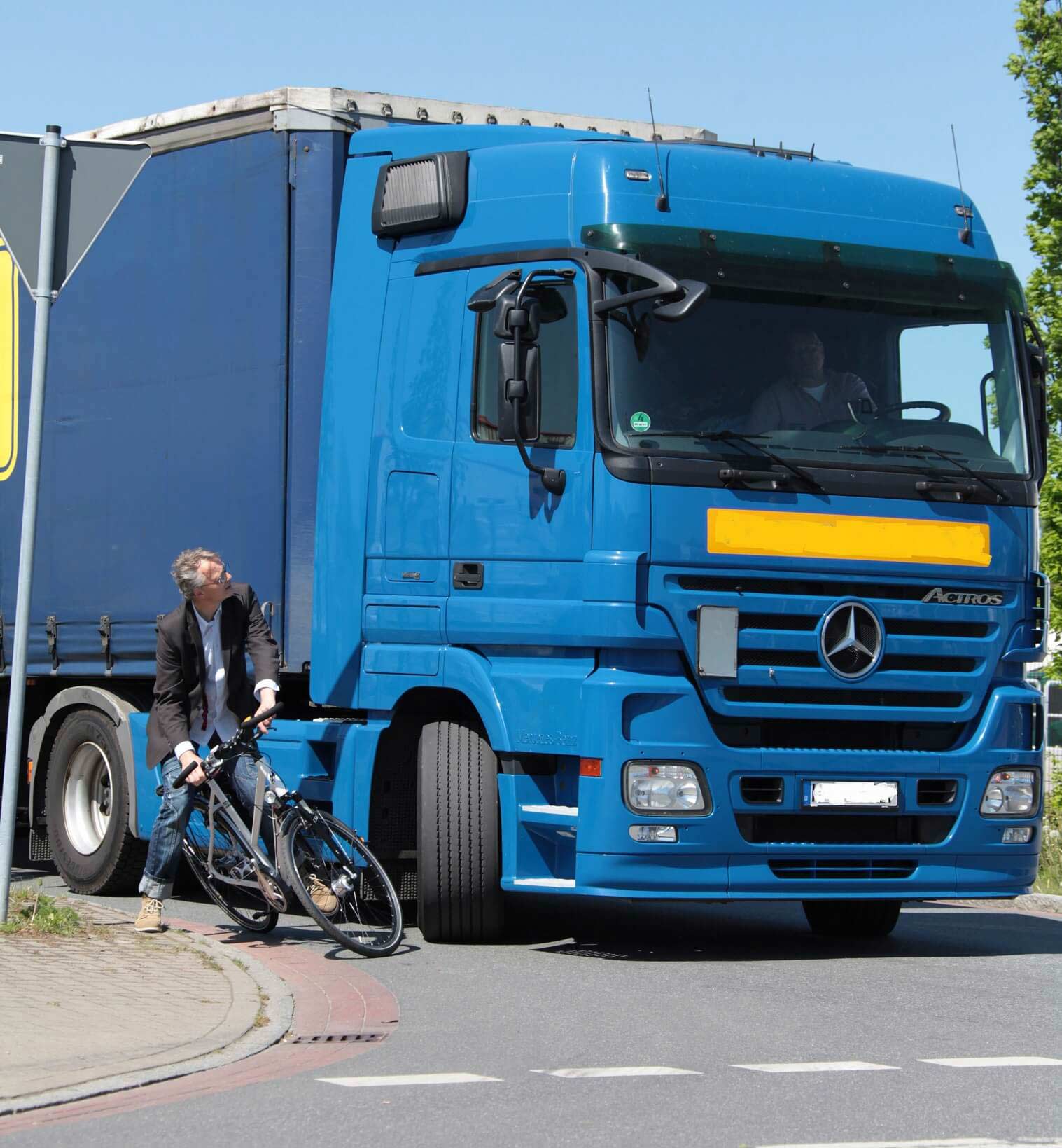 Abbiegeunfälle von Lkw mit Radfahrern haben oft schwerste Folgen