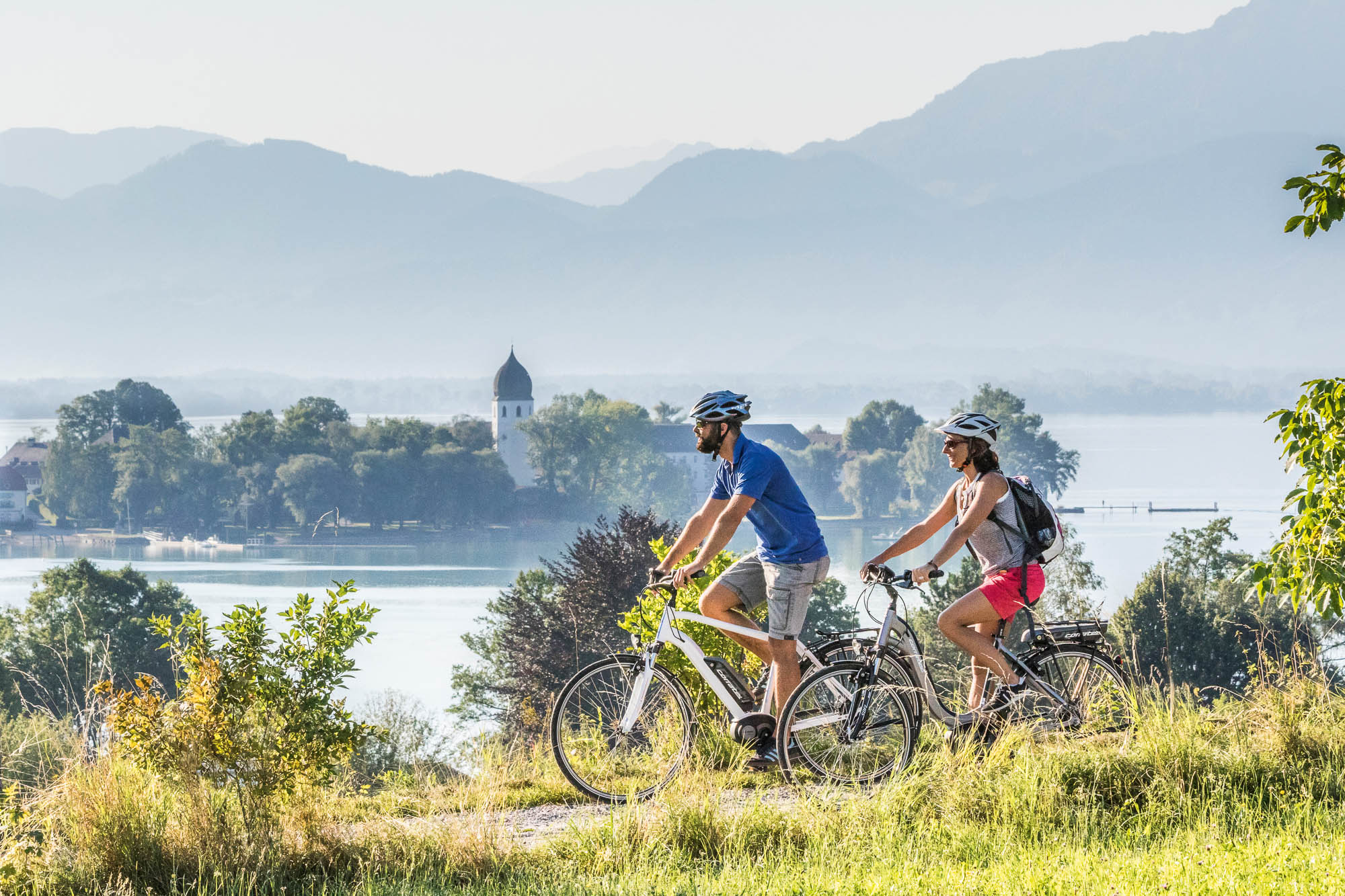 Ausgezeichnet: Die ADFC-RadReiseRegion Chiemsee-Chiemgau. 